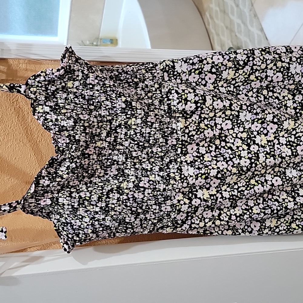 Cute summer floral mini dress